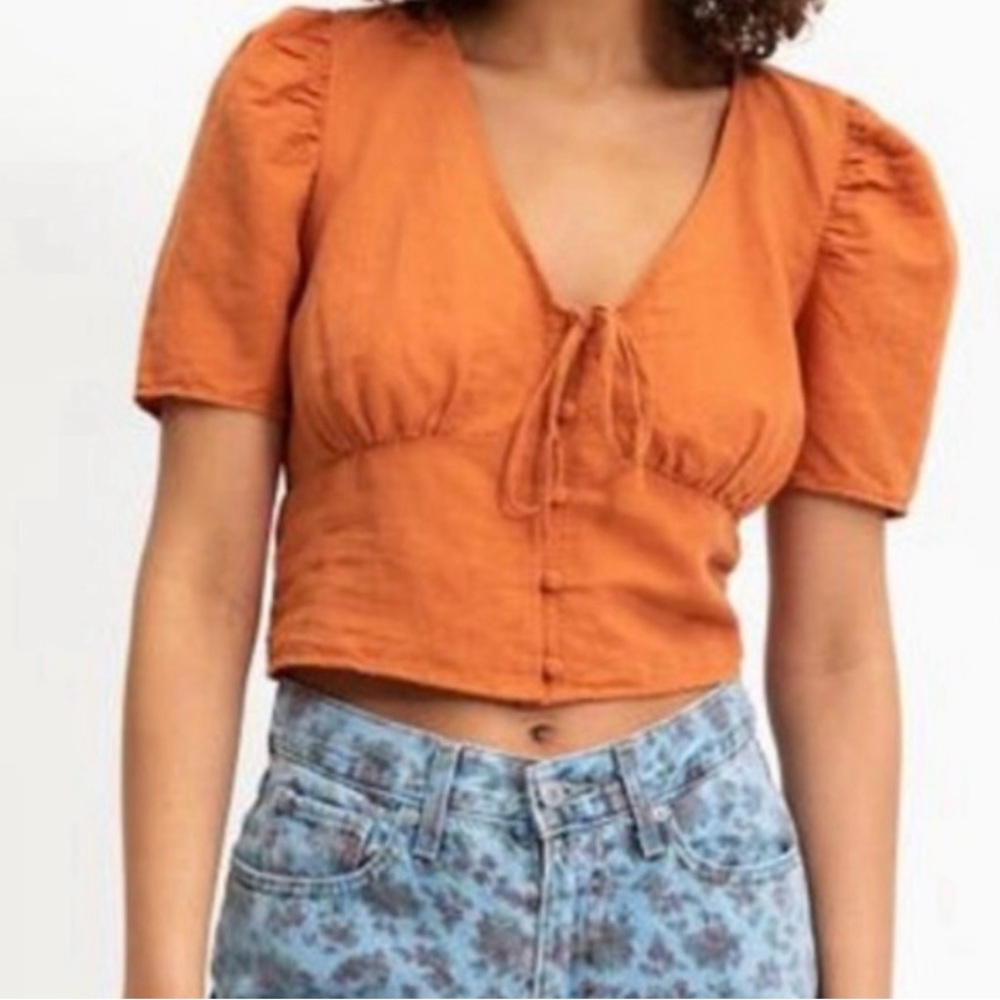 Woman’s Levi Top XS